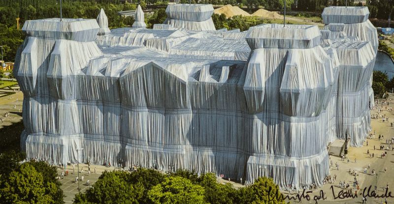 Christo Javacheff - Wrapped Reichstag