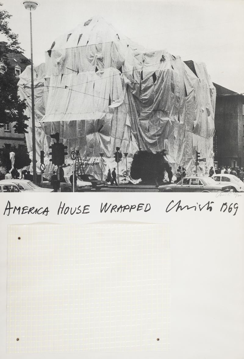 Christo And Jeanne- Claude - American House Wrapped, Heidelberg