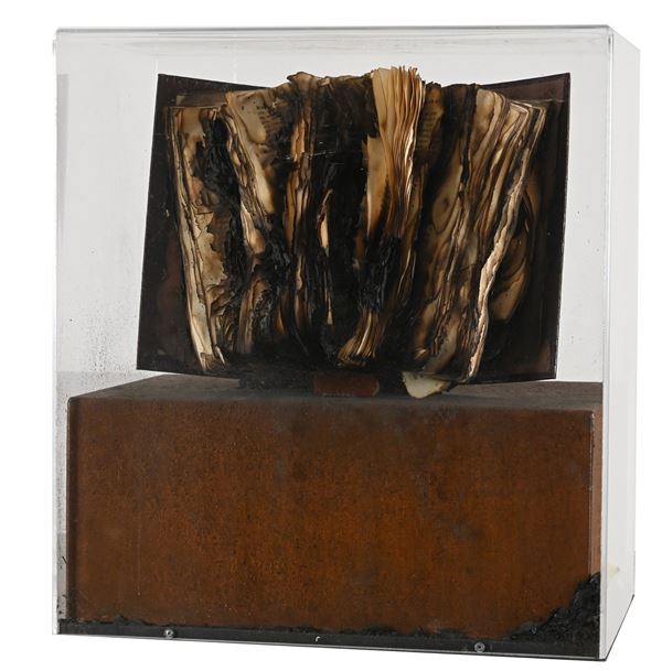 Bernard Aubertin : Livre Brulé  (2012)  - Libro bruciato  - Asta Asta di Arte Moderna e Contemporanea - Fabiani Arte