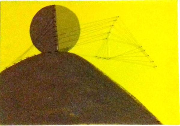 Bruno Caraceni : Senza titolo  - Tecnica mista su tavola gialla con chiodi e filo metallico - Asta Asta a tempo di Arte Moderna e Contemporanea  - Fabiani Arte