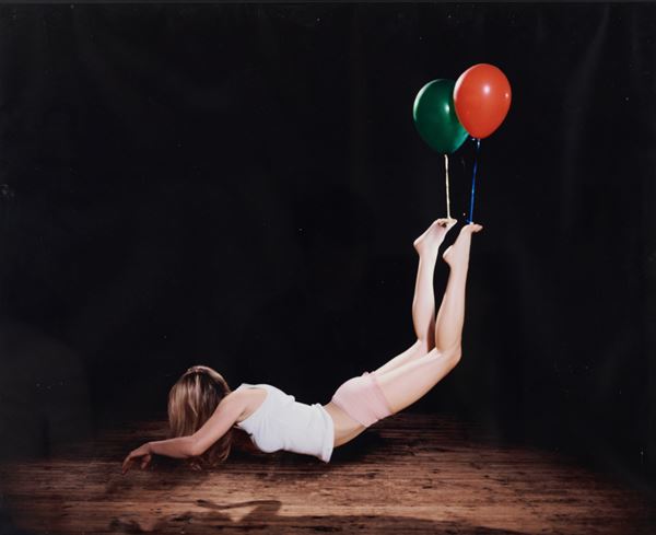 Sam Taylor Wood : “Escape Artist (Green and Red)”, Da série “Escape Artist (Multicoloured)”  (2008)  - Fotografia - Asta Arte Moderna e Contemporanea	 - Fabiani Arte