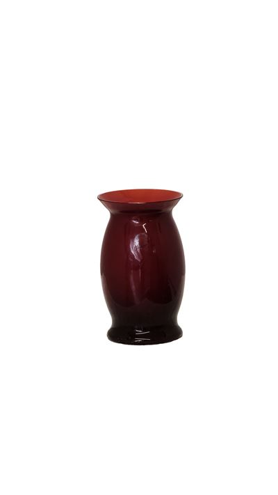 Vaso rosso in vetro soffiato opalino
