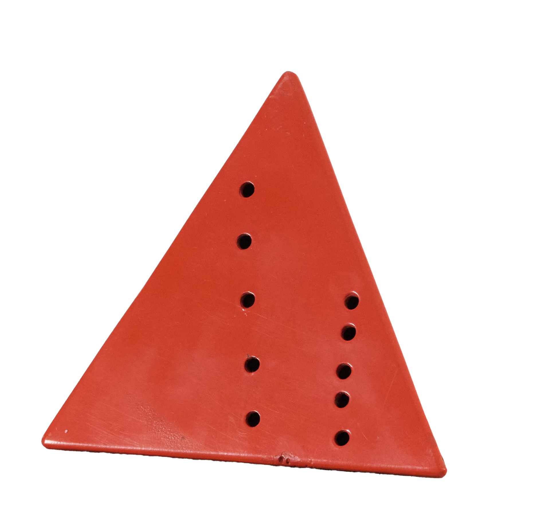 Lucio Fontana - Piramide in metallo laccato con buchi
