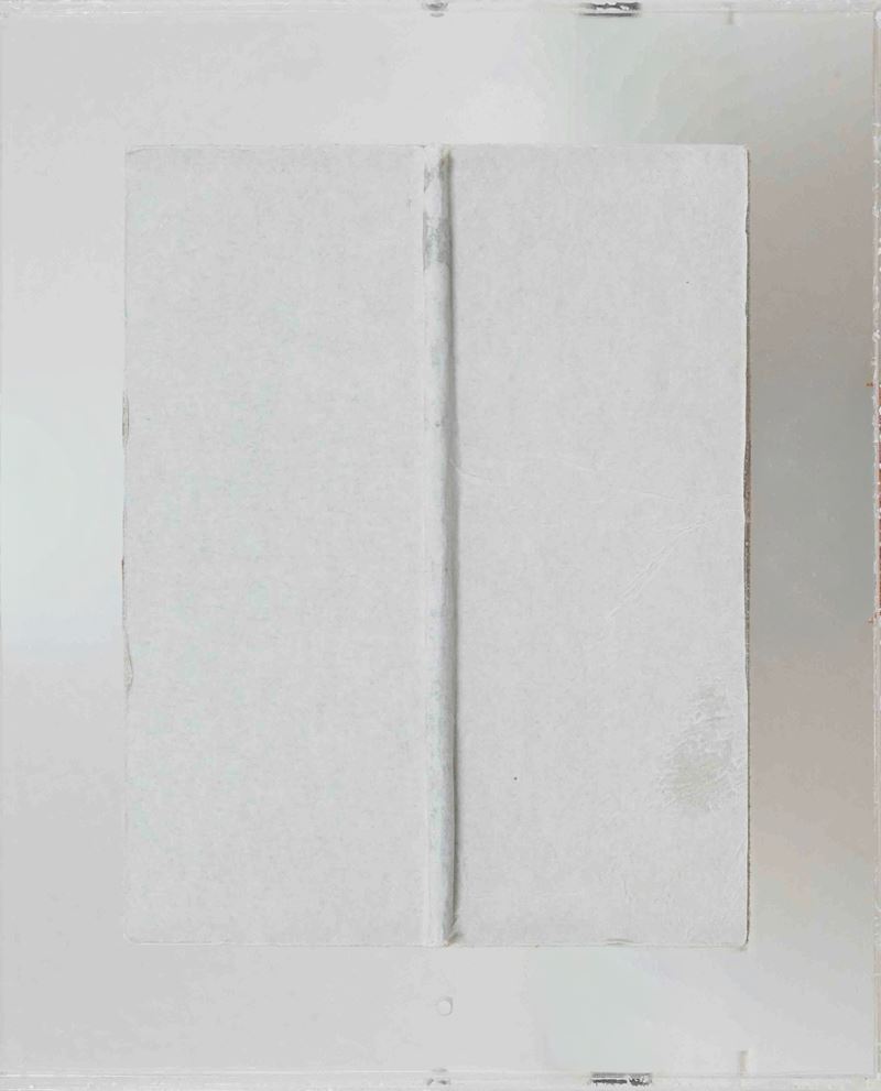 Jannis Kounellis - Stadtisches Museum Monchengladbach, assemblaggio di candela e polvere nera su ...