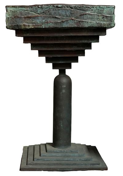 Torre pensile, scultura in bronzo e ferro (1990)